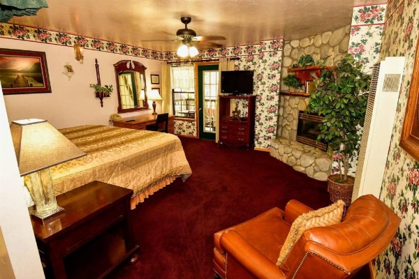 Black Forest Lodge image 128