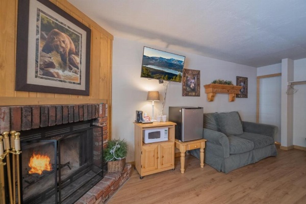 Black Forest Lodge image 13