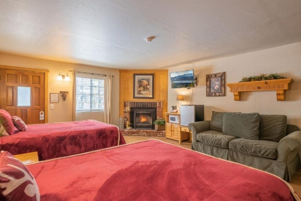 Black Forest Lodge image 14