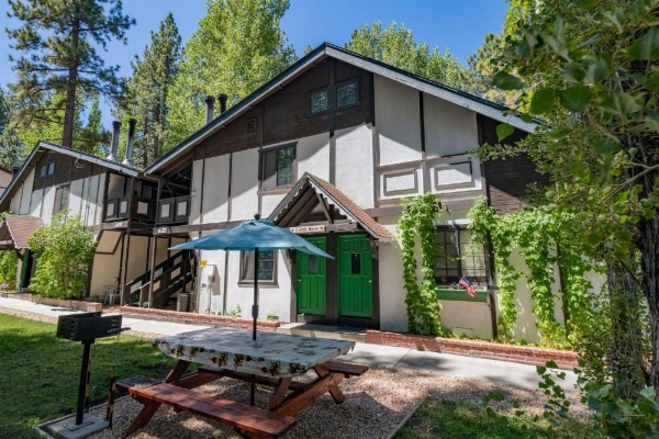Black Forest Lodge image 61