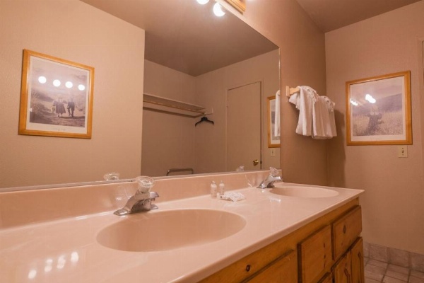 Black Forest Lodge image 71