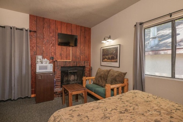 Black Forest Lodge image 85